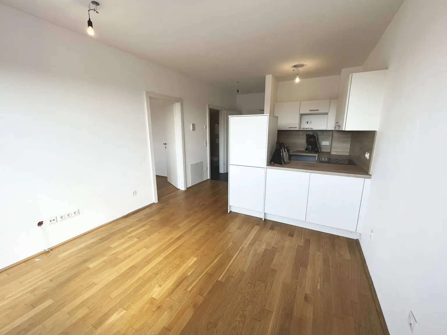 Moderne 2-Zimmer-Wohnung mit Balkon, hochwertige Ausstattung