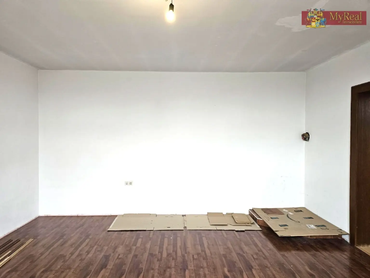 Sonnige 2 Zimmerwohnung in Blumau Neurißhof