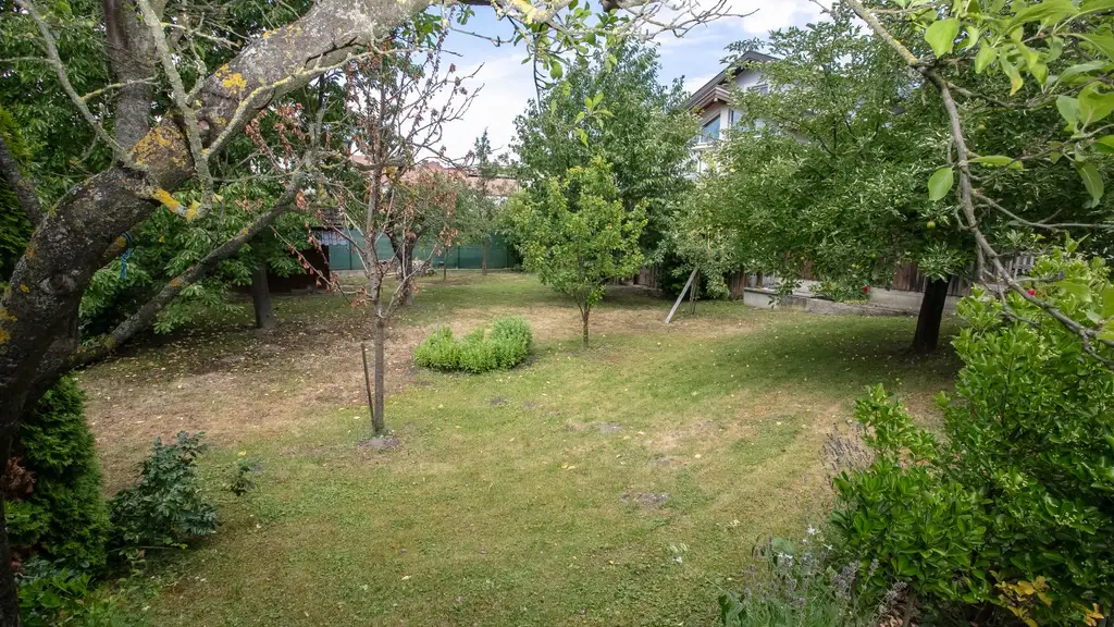 PROVISIONFREI! Viel Platz & Gartenidylle –  in Engabrunn