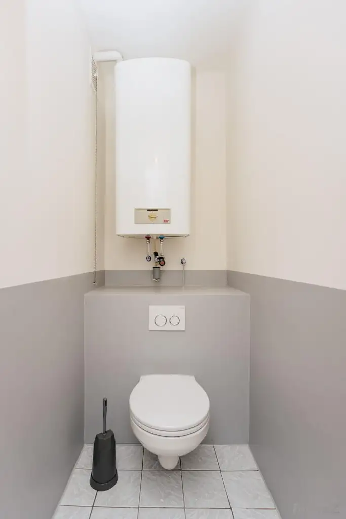 8020 Graz: über den Dächern der Prangelgasse
