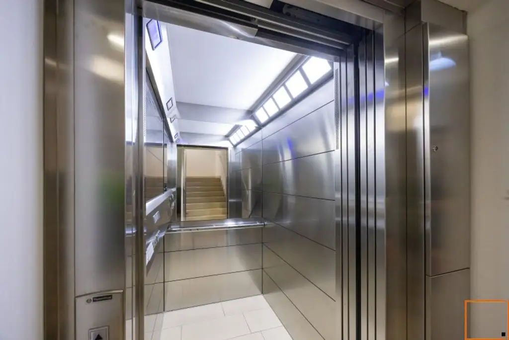 Dachterrassen-Maisonette mit 3 Schlafzimmern und sensationellem Weitblick