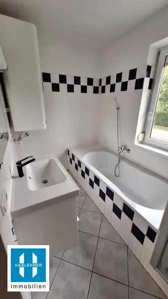 Gemütliche 85,44m² Gartenwohnung mit Einbauküche in Grieskirchen am Parzerberg zu vermieten