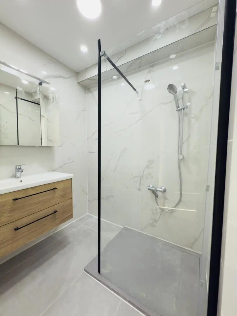 "2-Zimmer-Wohnung mit Essküche, Loggia & separatem WC"