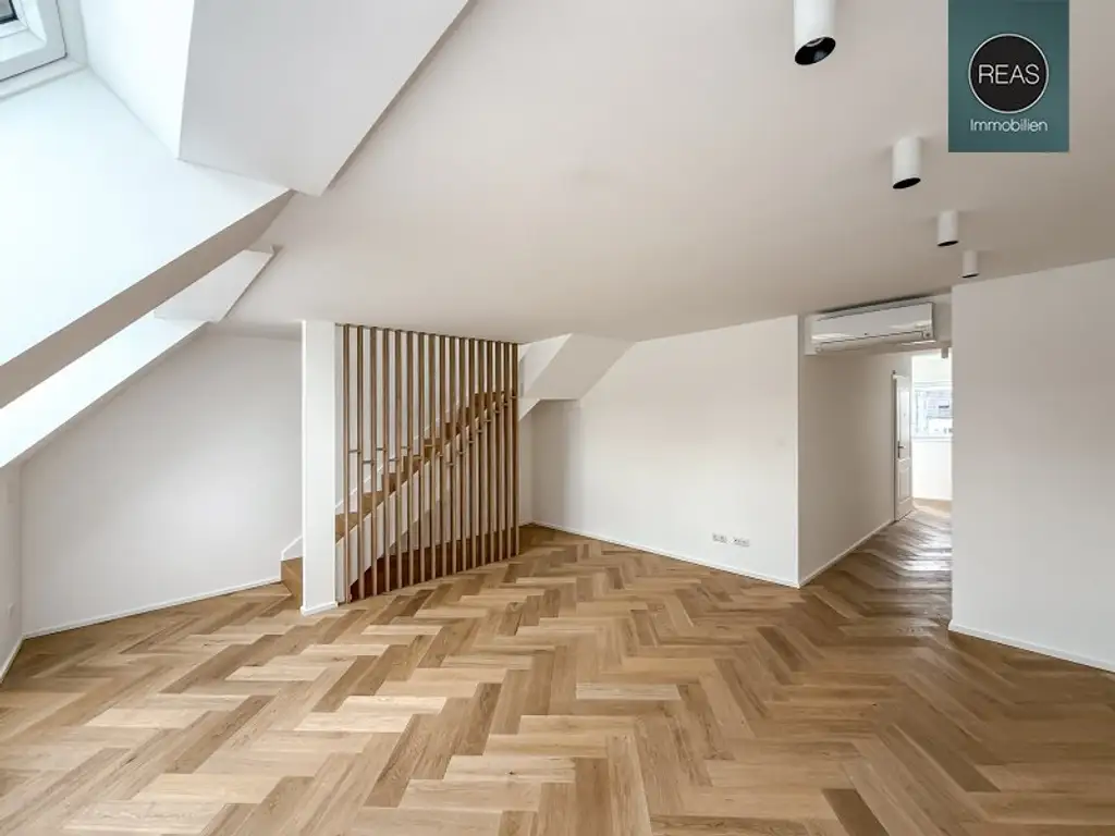 Elevate 1090 – Erstbezug: Dachgeschoss - Maisonette Wohnung (klimatisiert) mit Balkon und Terrasse nahe U6 Alser Straße, AKH!