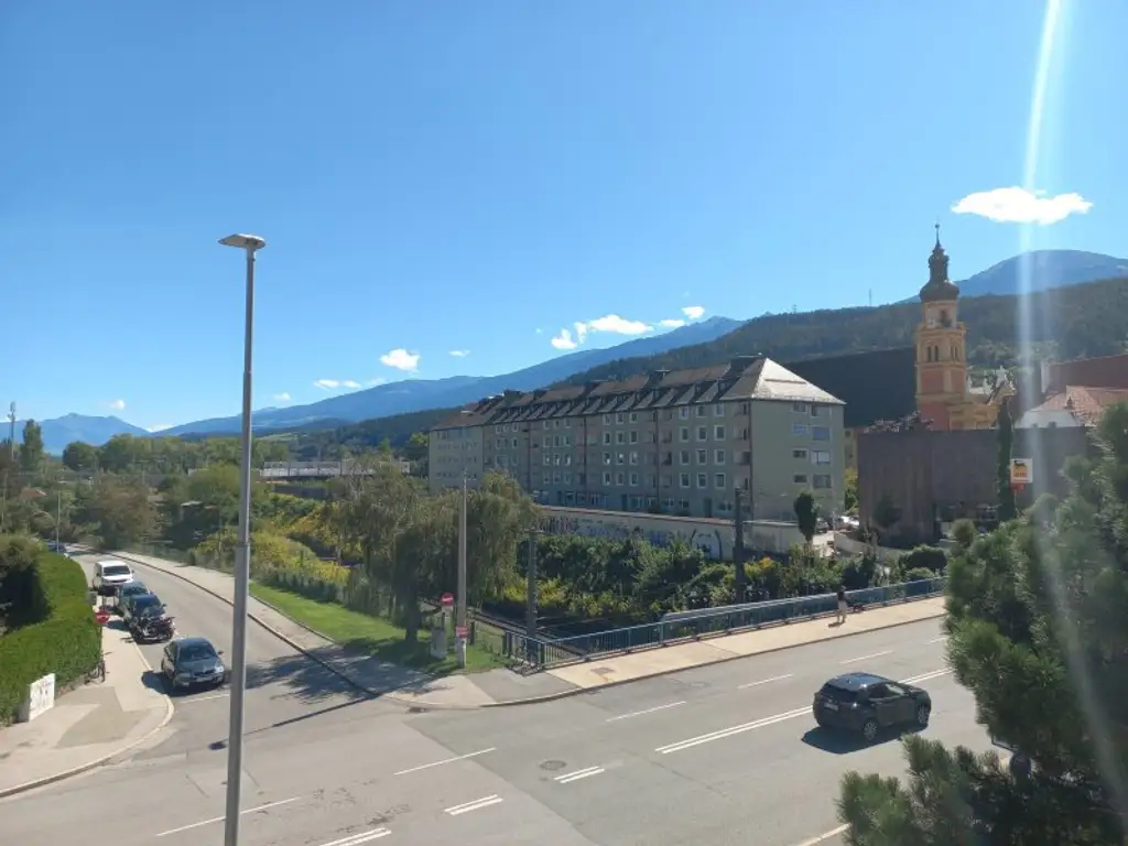 3-Zimmer-Wohnung im Dachgeschoss mit 2 Balkonen in Innsbruck-Wilten zu kaufen