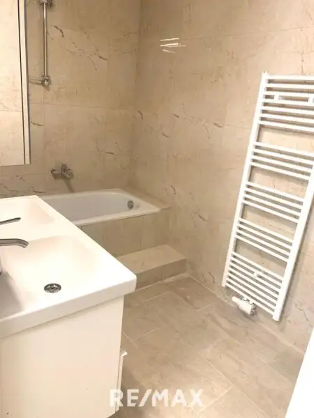 Gartenparadis- 3Zimmer- Garage