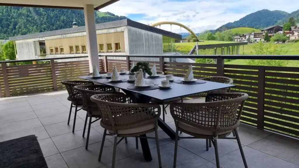 Luxuriöse Gartenwohnung unweit vom Skilift in Söll!