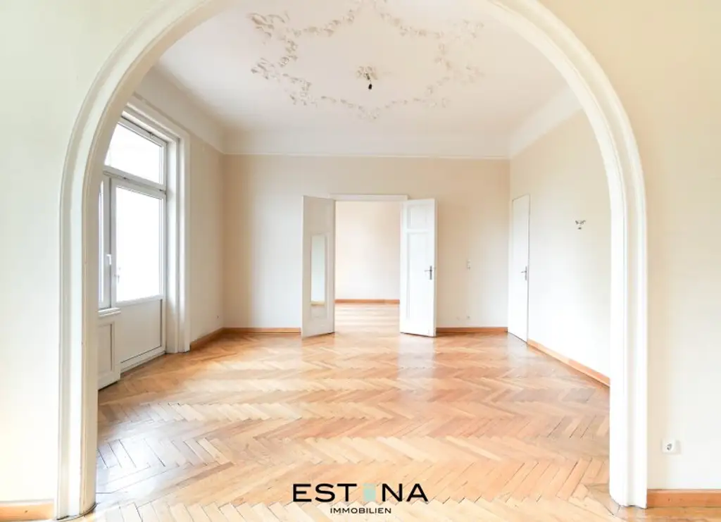 Hochwertige 5-Zimmer-Wohnung mit exklusiven Vorteilen und viel Platz