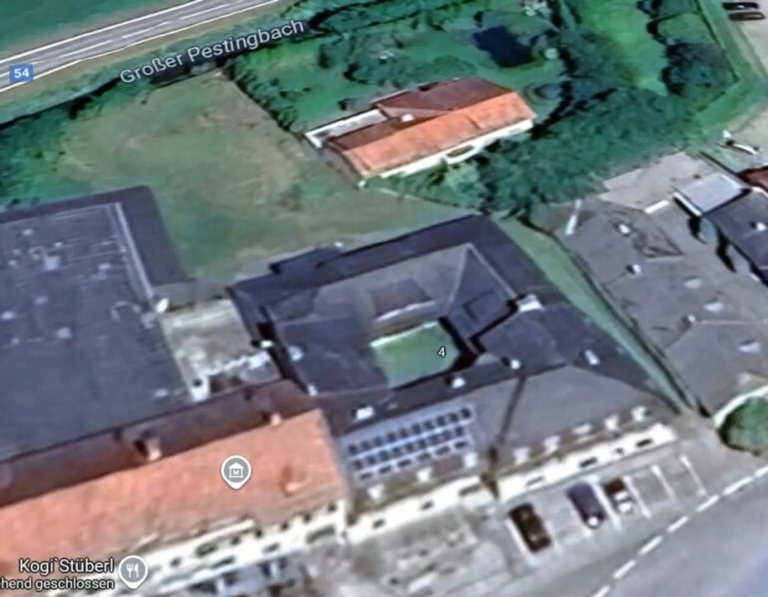 Stadthaus mit Entwicklungspotenzial im Zentrum von Aspang für Anleger oder zur Eigennutzung