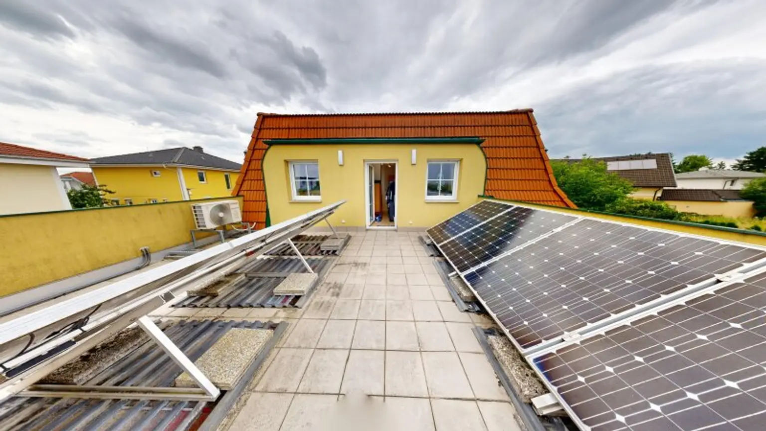 SELBSTVERSORGERHAUS – Unabhängig leben, entspannt wohnen. Traumhaus mit eigener Stromversorgung, Pool & durchdachter Ausstattung in Wiener Neustadt