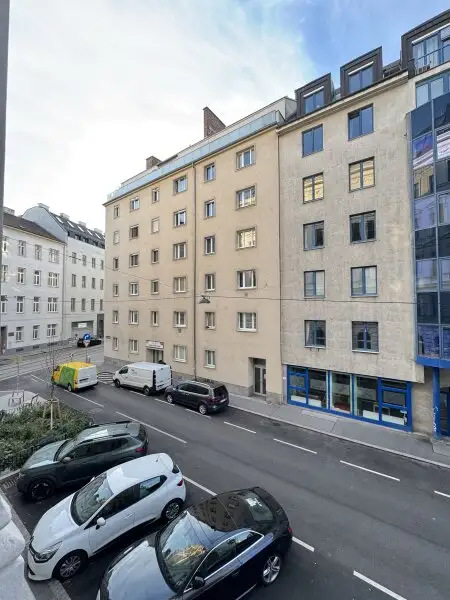 Charmante 3-Zimmer-Altbauwohnung in generalsaniertem Haus mit Lift – 1020 Wien