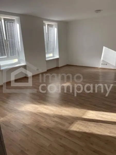 Renditeobjekt mit Potenzial: Zinshaus NÖ - 340m², vollsaniert,  großer Garten, 8 Stellplätze