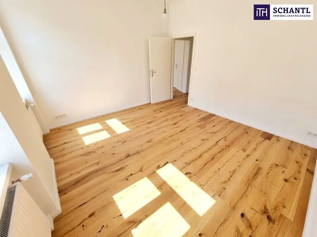 Eckjuwel mit Erker - Sonnendurchflutet und perfekt angebunden! Entzückende Altbauwohnung + Traumhaft schönes Haus + Perfekte Infrastrukur und Anbindung + Neue Einbauküche! Jetzt zugreifen!