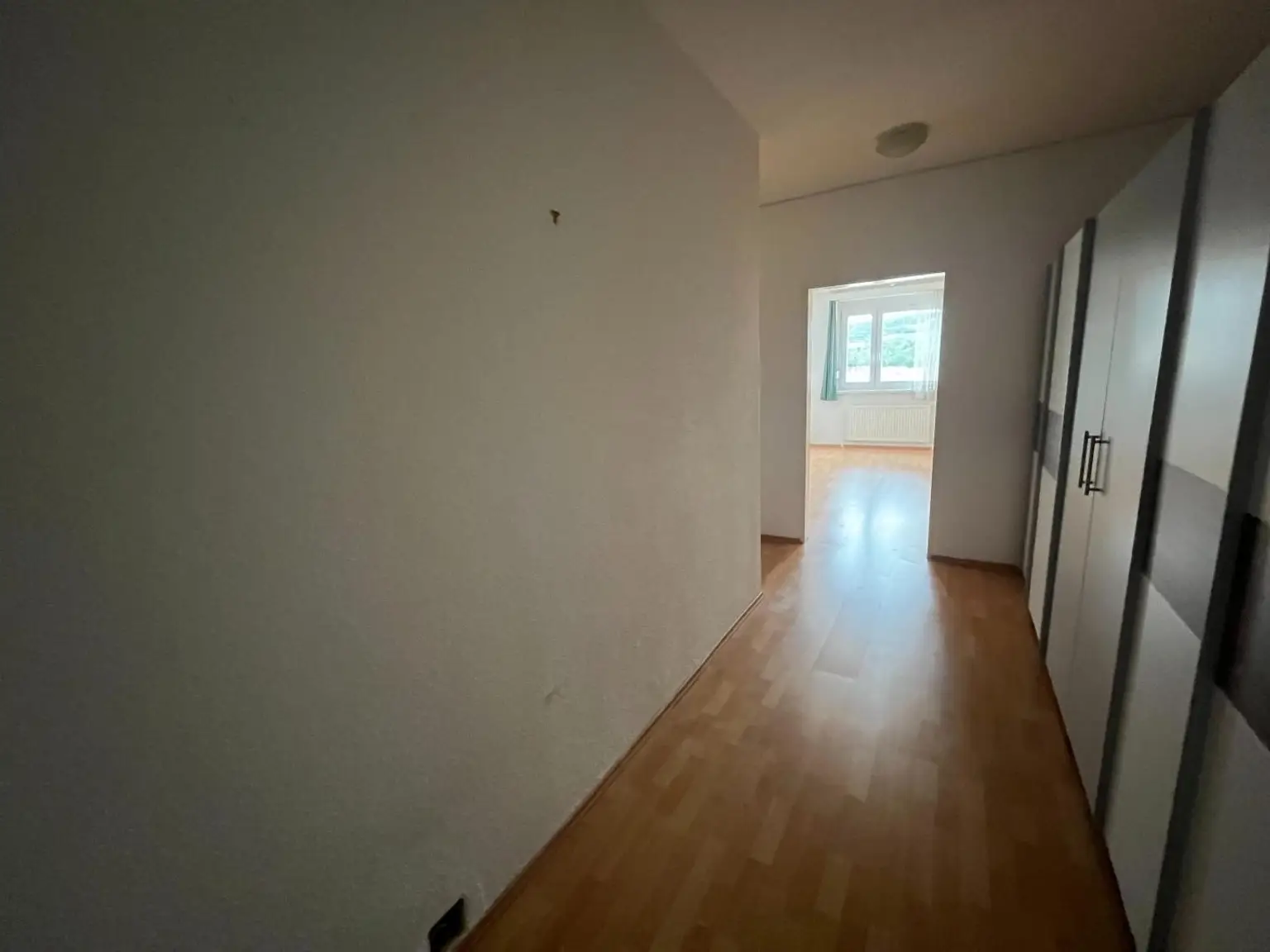 Gemütliche Loggia-Wohnung mit tollem Blick über Eisenstadt und seiner Umgebung!