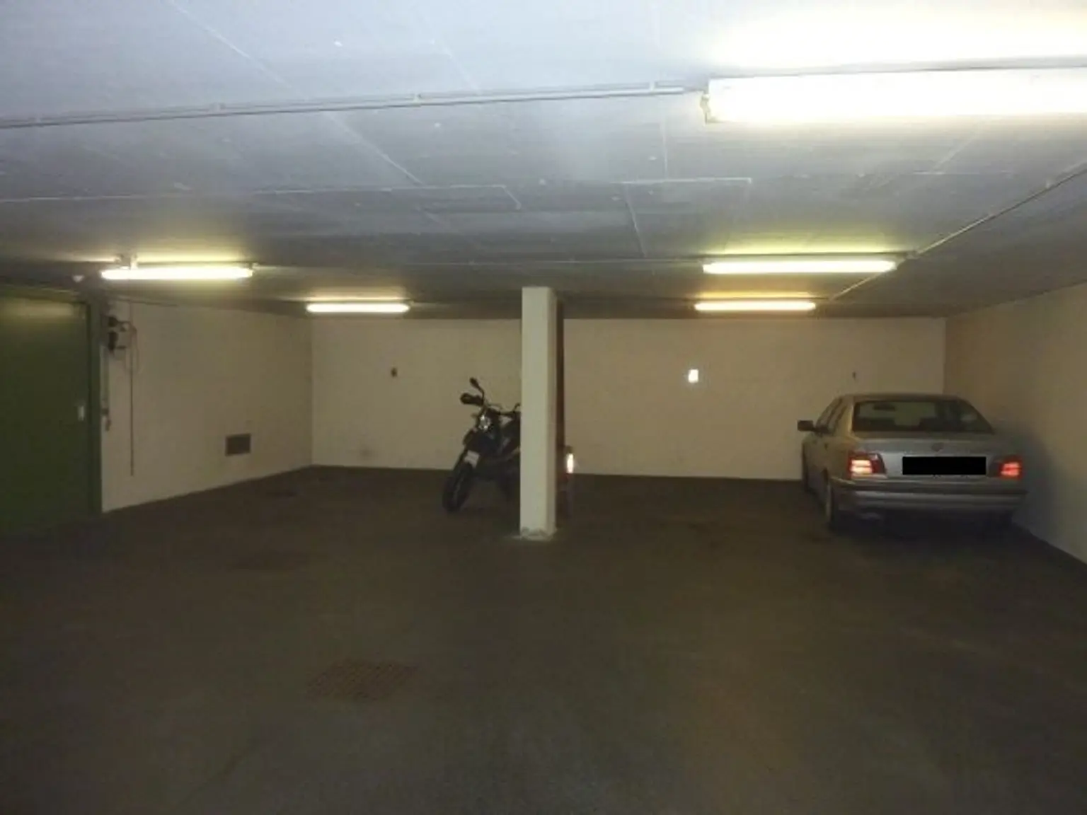 Martinstraße 30: Garagenplatz