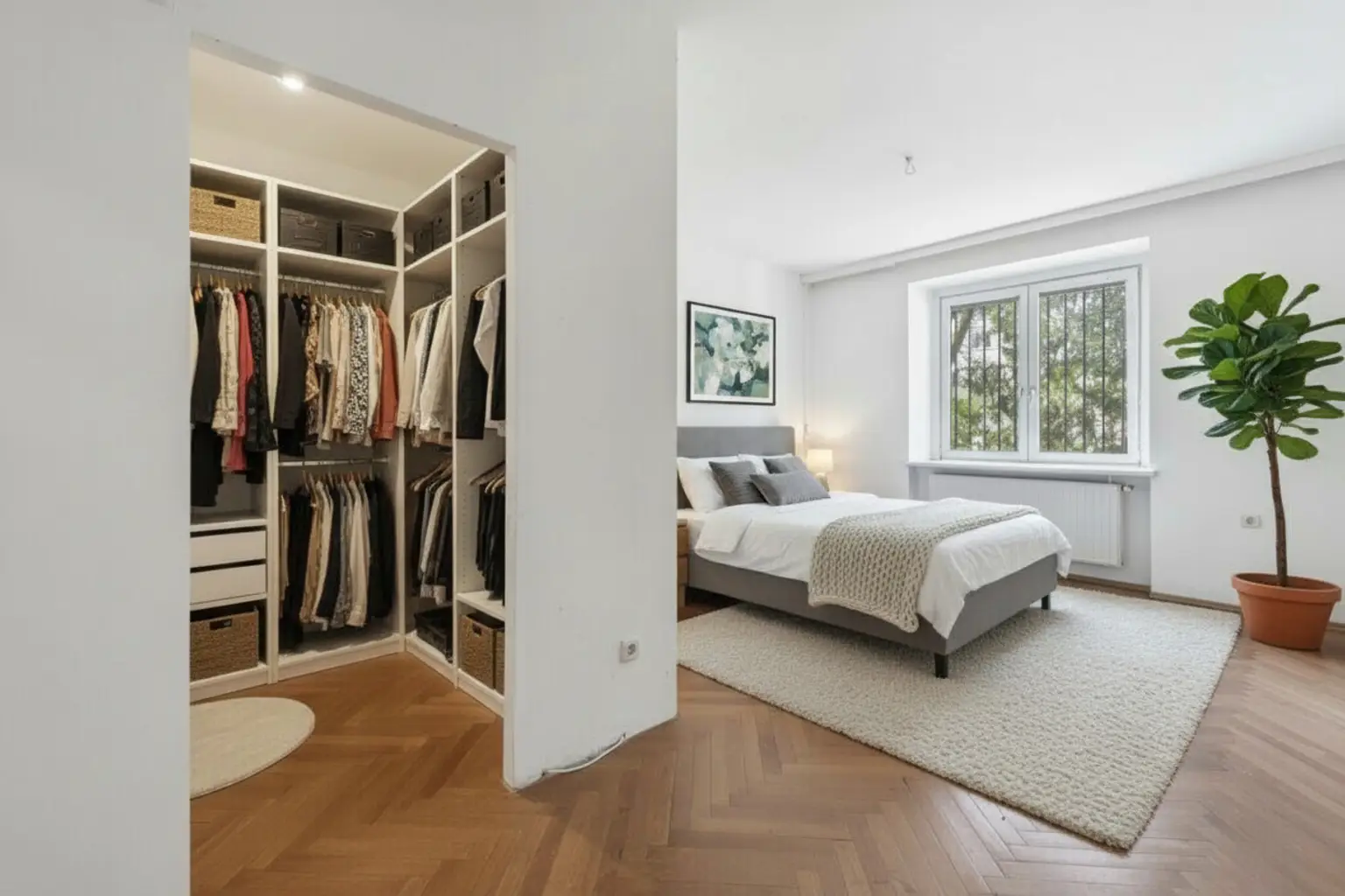 Zwei Zimmer-Gartenwohnung - sanierungsbedürftig