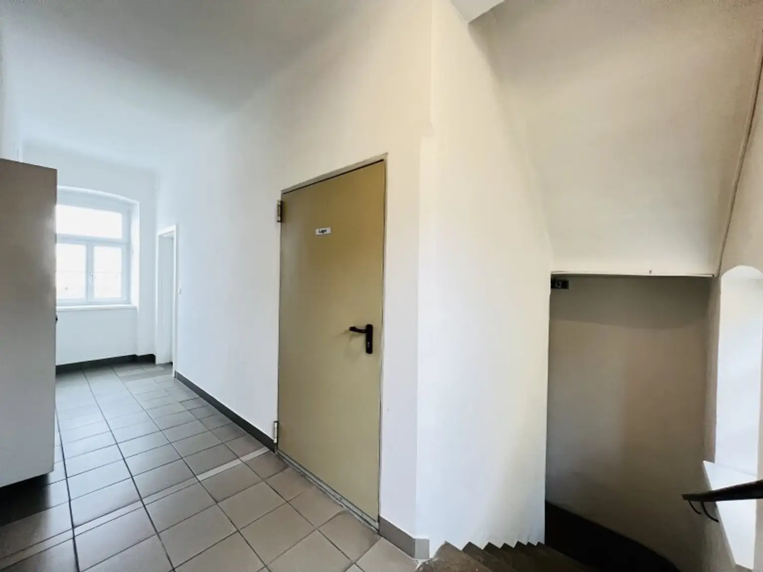 Zentral gelegenes Anlageobjekt in Loosdorf – 8 Wohnungen & 11 Stellplätze