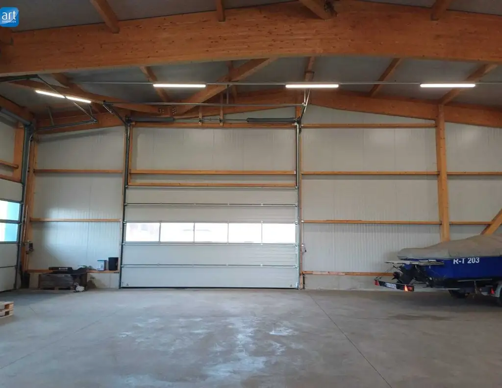 Neuwertige Gewerbehalle in 4974 Ort im Innkreis - 600 m²