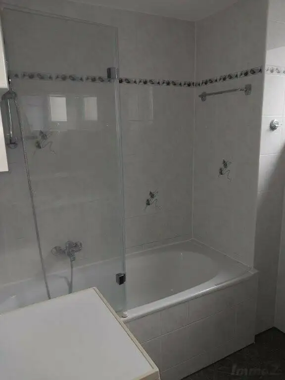 Provisionsfrei: Perfekt aufgeteilte 3-Zimmerwohnung mit Balkon-Terrasse und Tiefgarage bei TU - Moserhofgasse