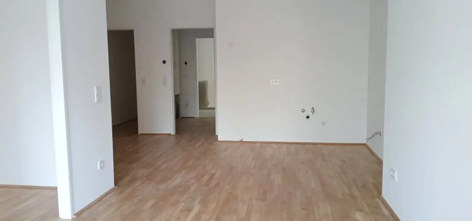 NEUBAU - ERSTBEZUG - Top 10 - Wunderschöne 2 Zimmerwohnung mit großem Balkon und eigenem Tiefgaragenplatz