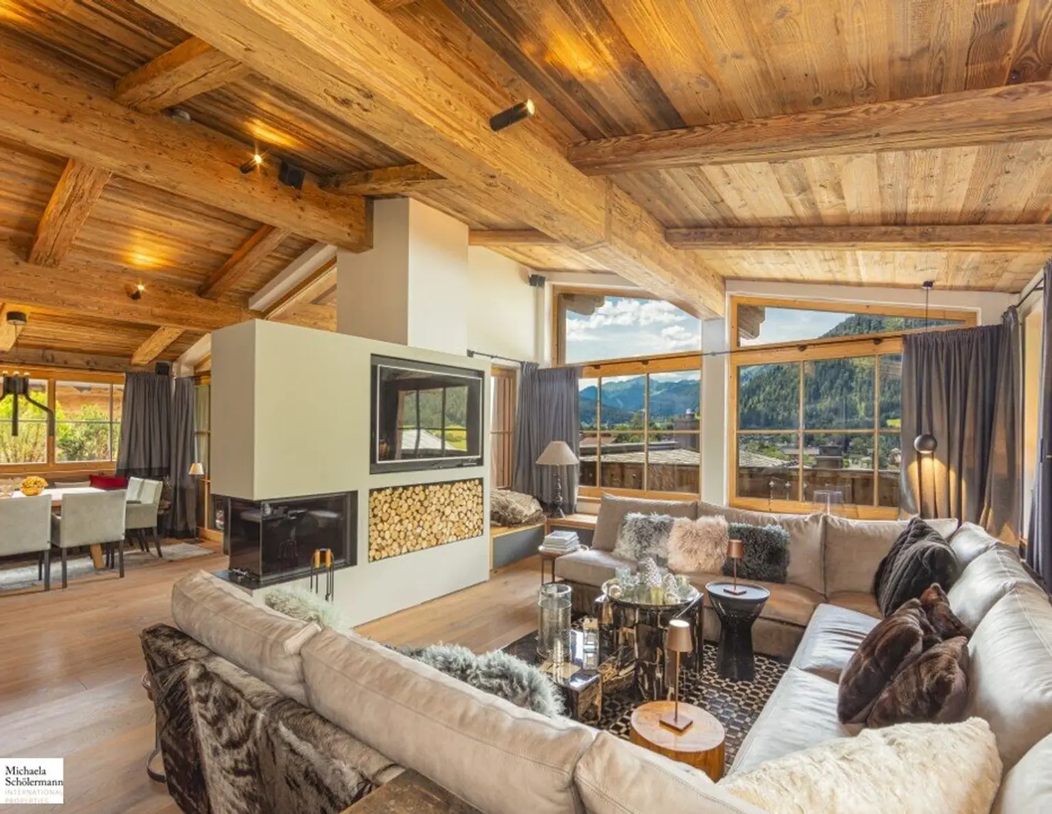 Reith bei Kitzbühel: Exklusives Alpen-Chalet - top Lage und Ausstattung