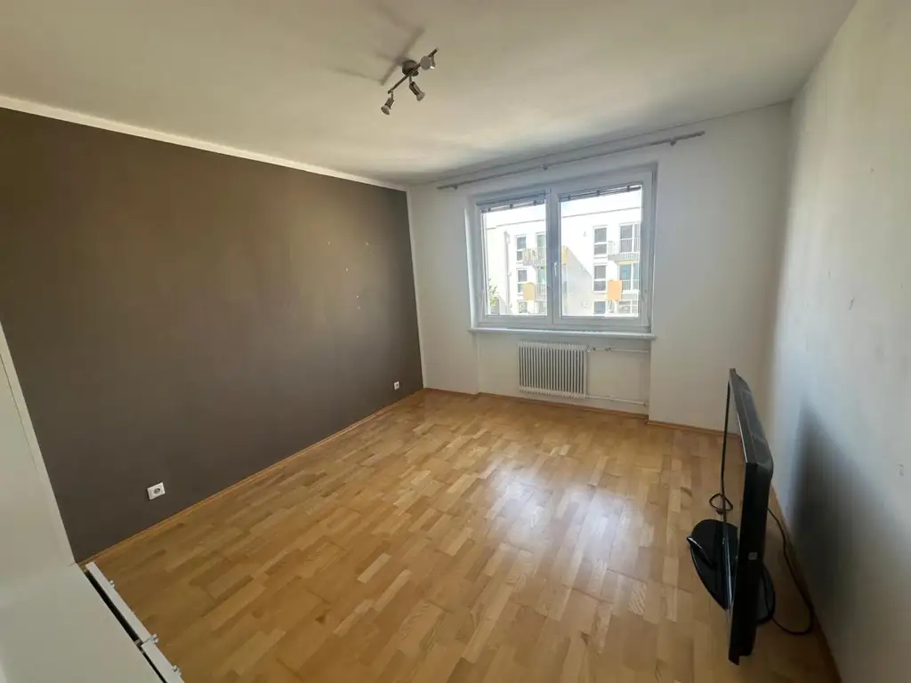 Schärding-Innviertel! Schöne, helle Eigentumswohnung in ruhiger Lage mit Loggia zu verkaufen!