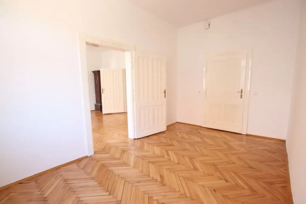 Tolle, sanierte 101m² - 4 Zimmer Altbauwohnung in der Mariannengasse - City