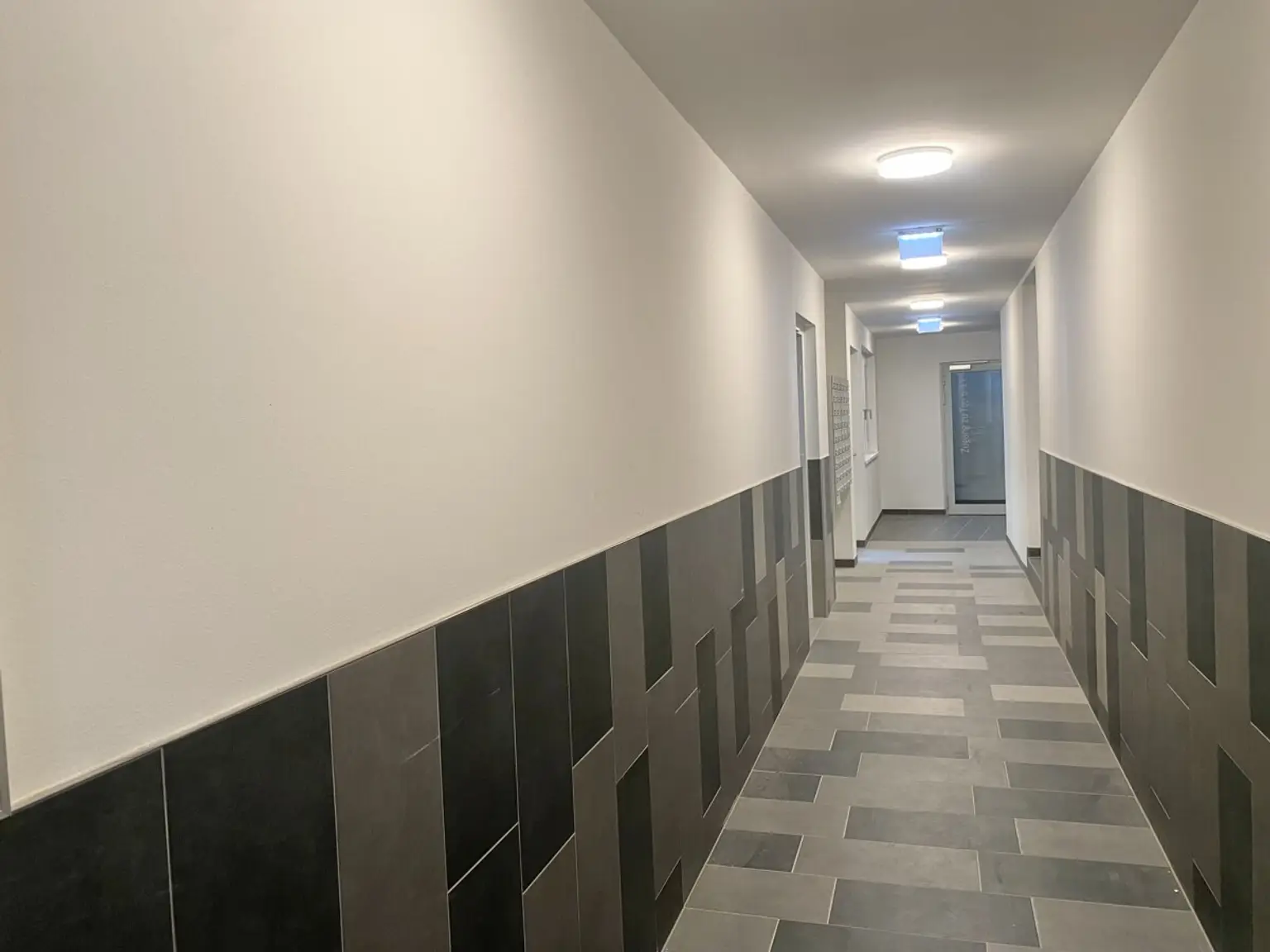 =LAURENZ= Gartenwohnung  3 Zimmer Wohnung mit Weitblick! ERSTBEZUG U3