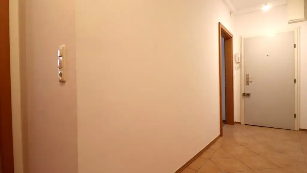 Sonnige 3-Zimmer-Wohnung mit Süd-Balkon im Nibelungenviertel