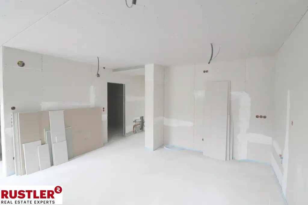 Dachgeschoss-Wohntraum - 3-Zimmer mit Balkon -  Nähe Kutschkermarkt