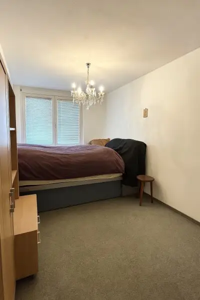 Bright 3-Room Apartment with Southeast-Facing Loggia in Prime Location – Near U1 Kagran & Donauzentrum