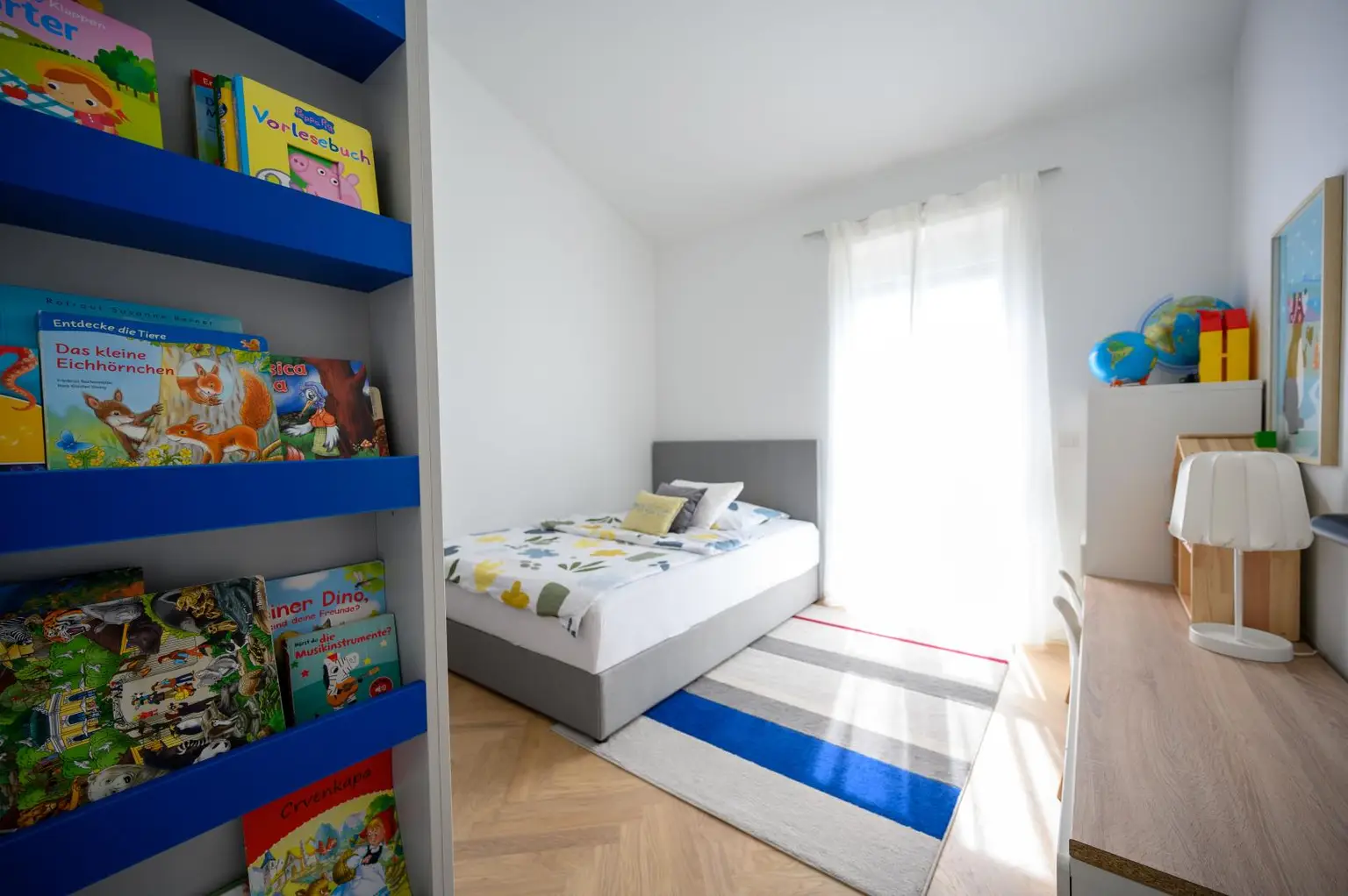 Provisionsfreie Doppelhaushälfte mit 162 m² Nutzfläche, Terrasse und Sonnengarten samt 2 Parkplätzen