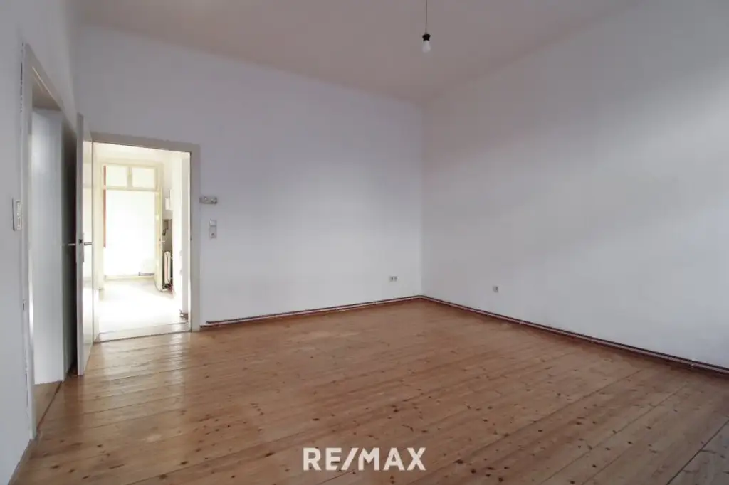 Altbauwohnung mit Potenzial in begehrter Lage von Währing