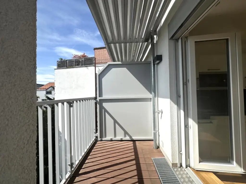kompakte 2-Zimmer Wohnung in ruhiger Lage mit guter Infrastruktur- nahe U4 Hietzing - ab 01.09