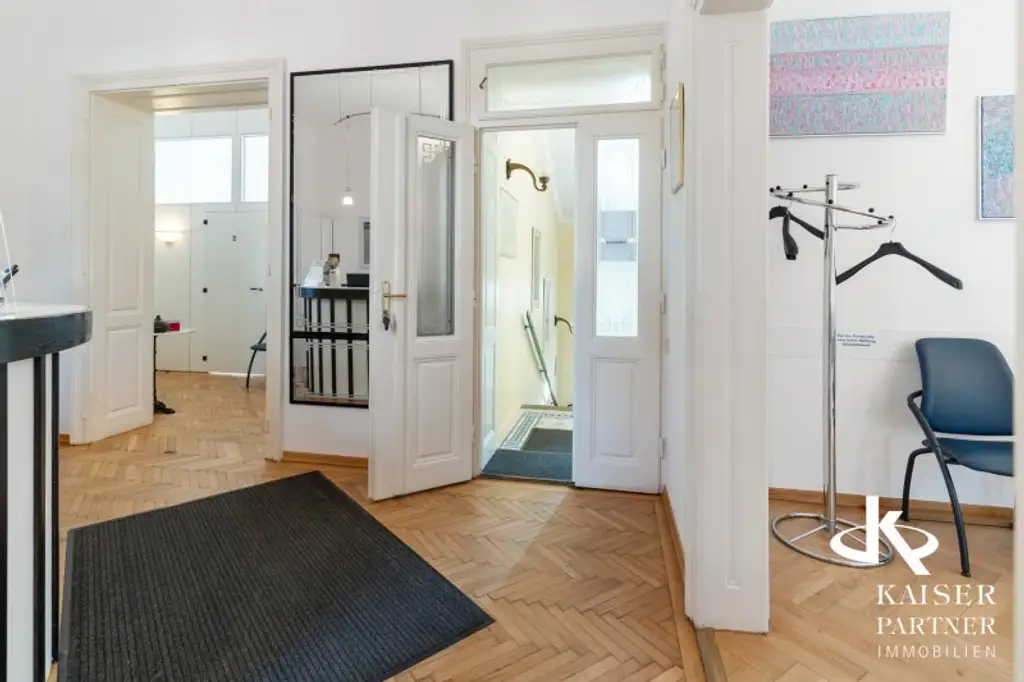 Elegante Villa in Mauer, Nähe Maurer Hauptplatz, Garten, Terrasse & Grünblick!