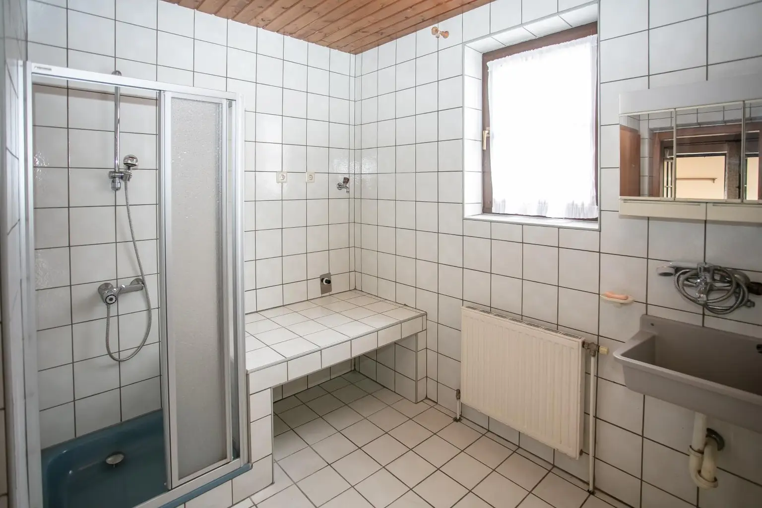 Ihr neues Zuhause mit Ausblick – Viel Platz, gepflegter Zustand