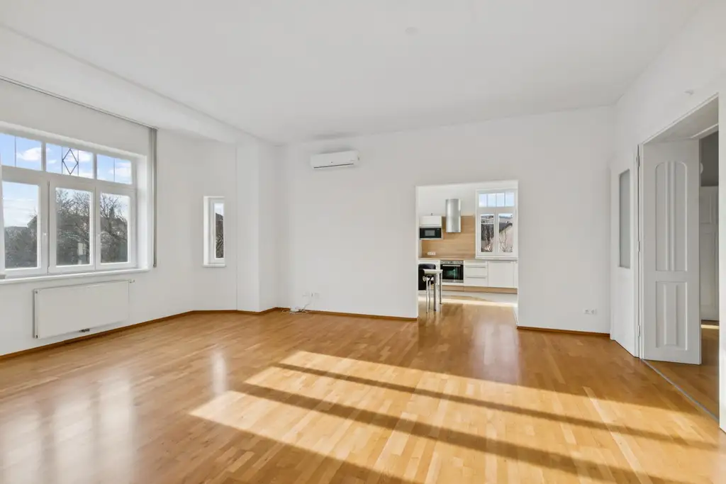 Beeindruckende Villa im Herzen NÖs