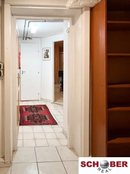 Nahe Stadtgrenze Baden - Doppelhaushälfte mit Renovierungsbedarf