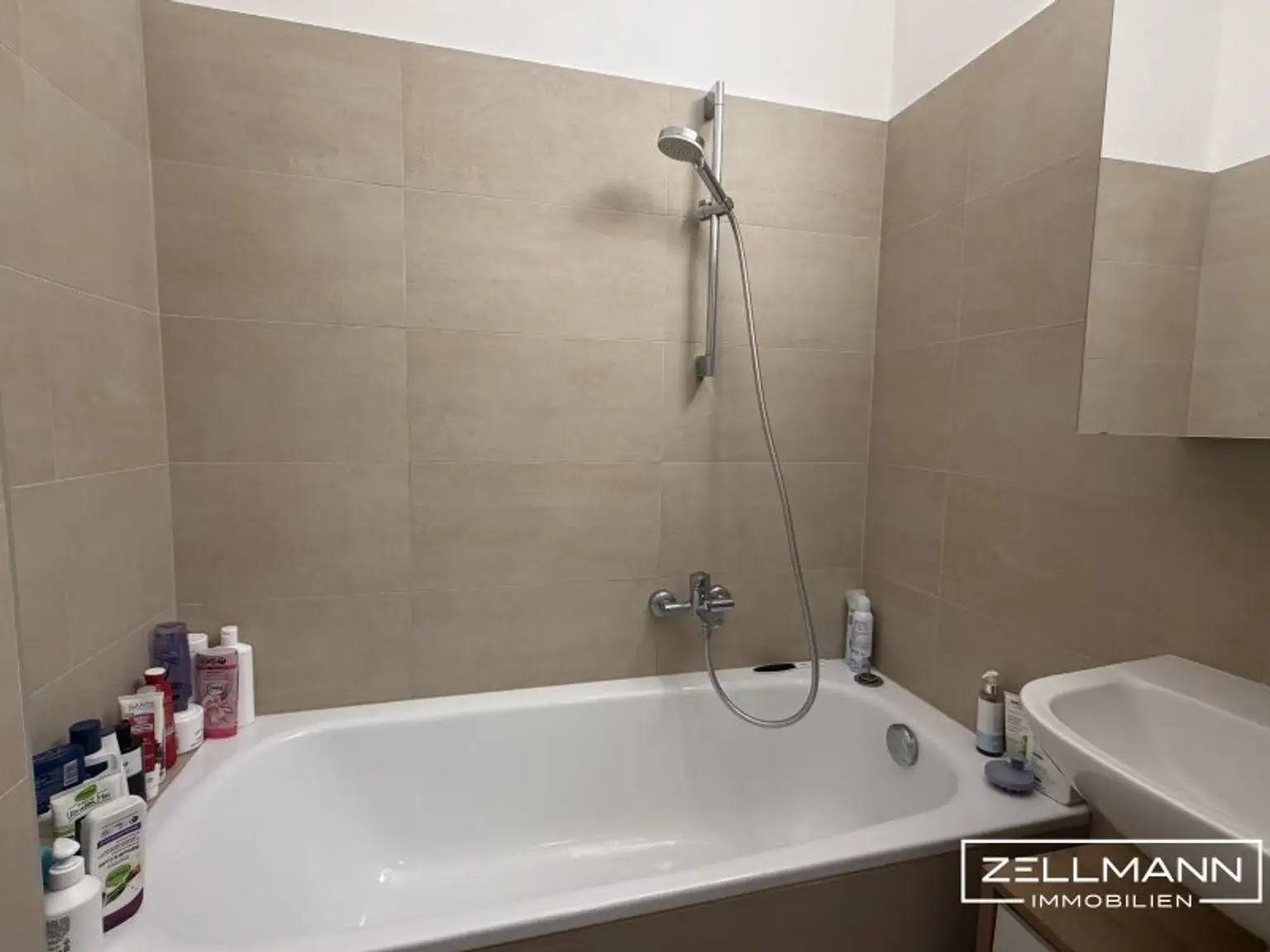 stilvolle 4-Zimmer-Wohnung in Döblinger Ruhelage mit Balkon & Wohlfühlcharakter | ZELLMANN IMMOBILIEN