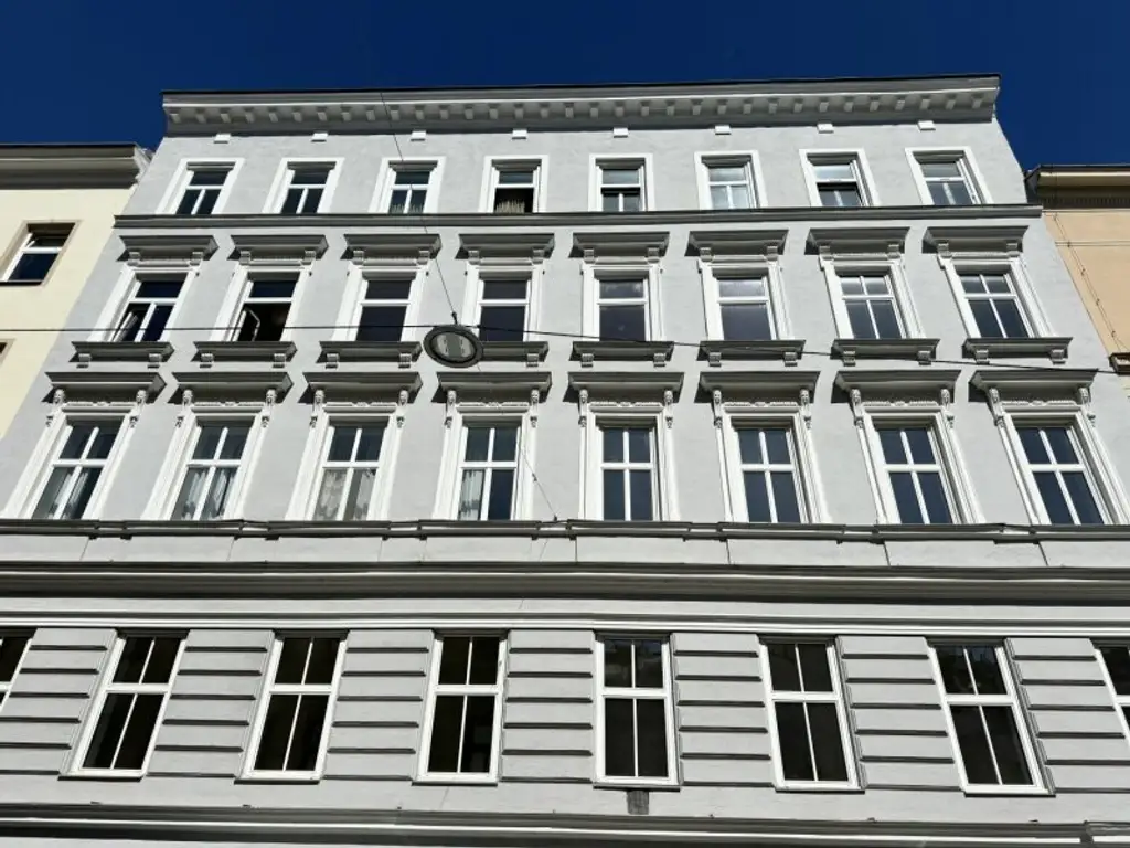 Citynah & modern: sanierte & helle 2-Zimmer-Wohnung in Bestlage zur Mariahilfer Straße