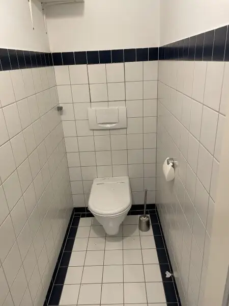 MODERNE 3-ZIMMER-WOHNUNG BEIM KARLSPLATZ - RUHELAGE!