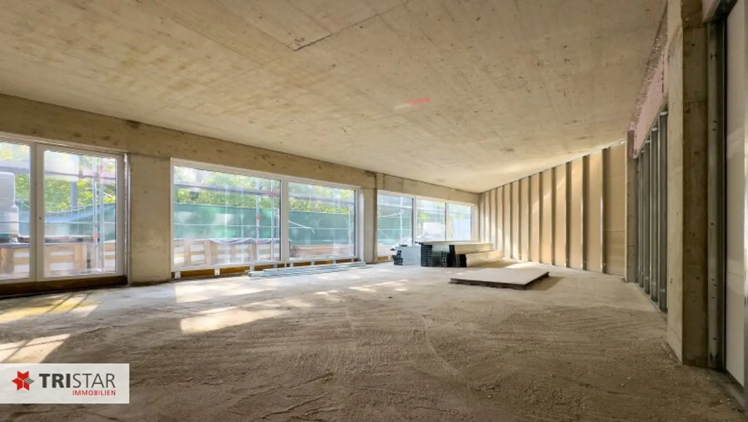 Investment am Wolfersberg · Architektur & Natur vereint! 18 Einheiten, 26 Garagenplätze, Dachgärten mit Pool – Waldpanorama !
