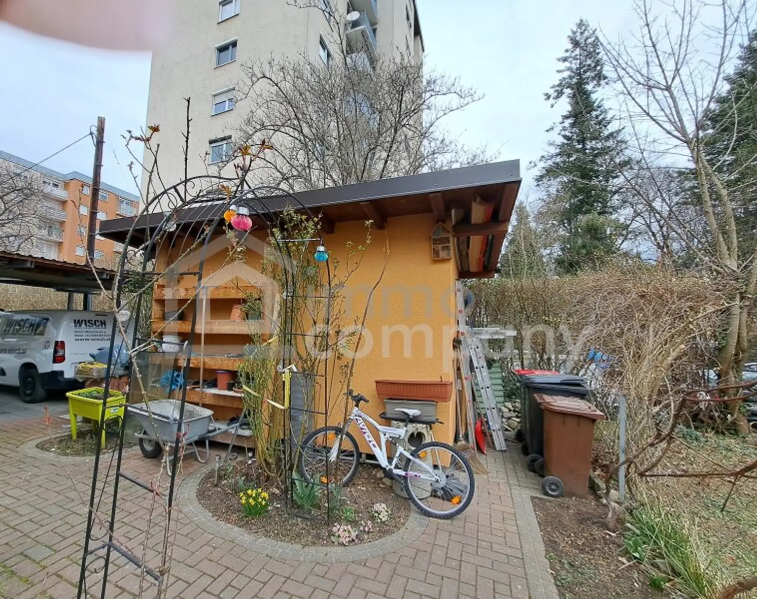 Großzügiges Wohnen mit Gartenidylle in Graz - Luxuriöses Haus mit 9 Zimmern für 850.000,00 €!