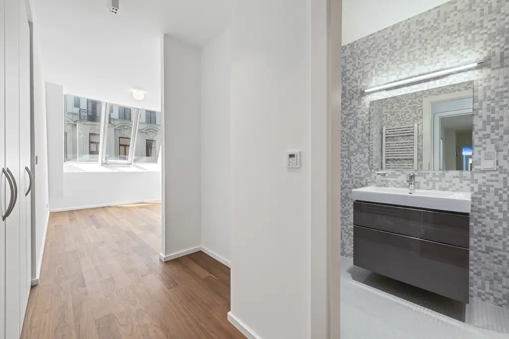 Karmelitermarkt - Penthouse mit Pool und Parkblick