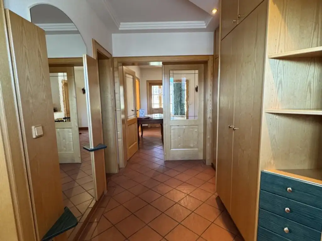 4-Zimmer-Familienhaus mit viel Platz für die ganze Familie, Garten & Garage