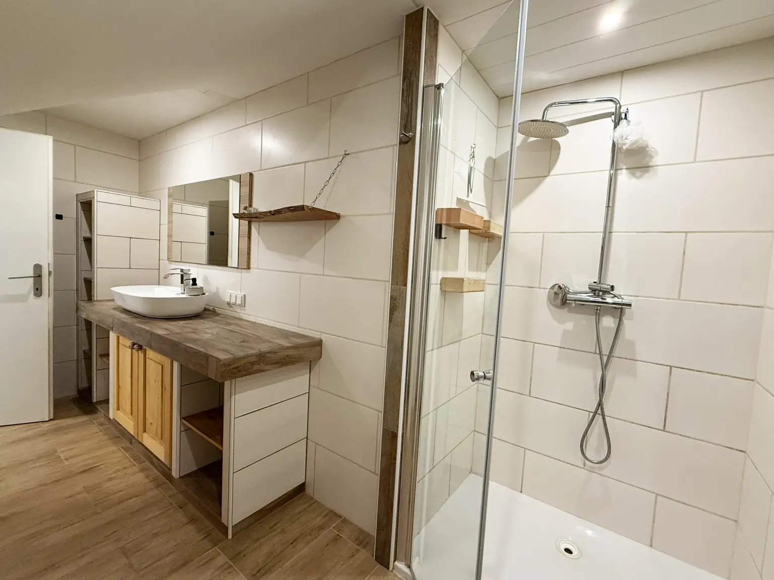 Einfamilienhaus in Ybbs - neuer Wohntrakt zum Fertigstellen inklusive!