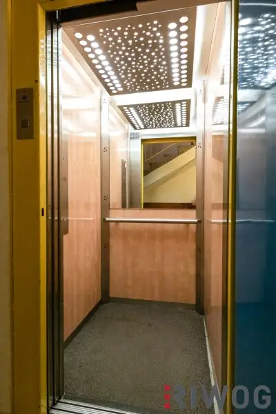 ERSTBEZUG nach Sanierung I 3 Zimmerwohnung im Herzen Klosterneuburgs I Gemeinschaftsgarten I Tischler-Küche mit Siemens Geräten