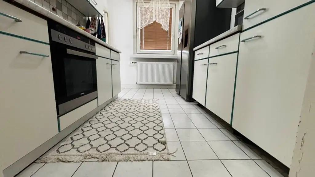 Top-gepflegte 2-Zimmer-Wohnung mit ruhigem Balkon in TOP-Lage, 1220 Wien-Stadlau