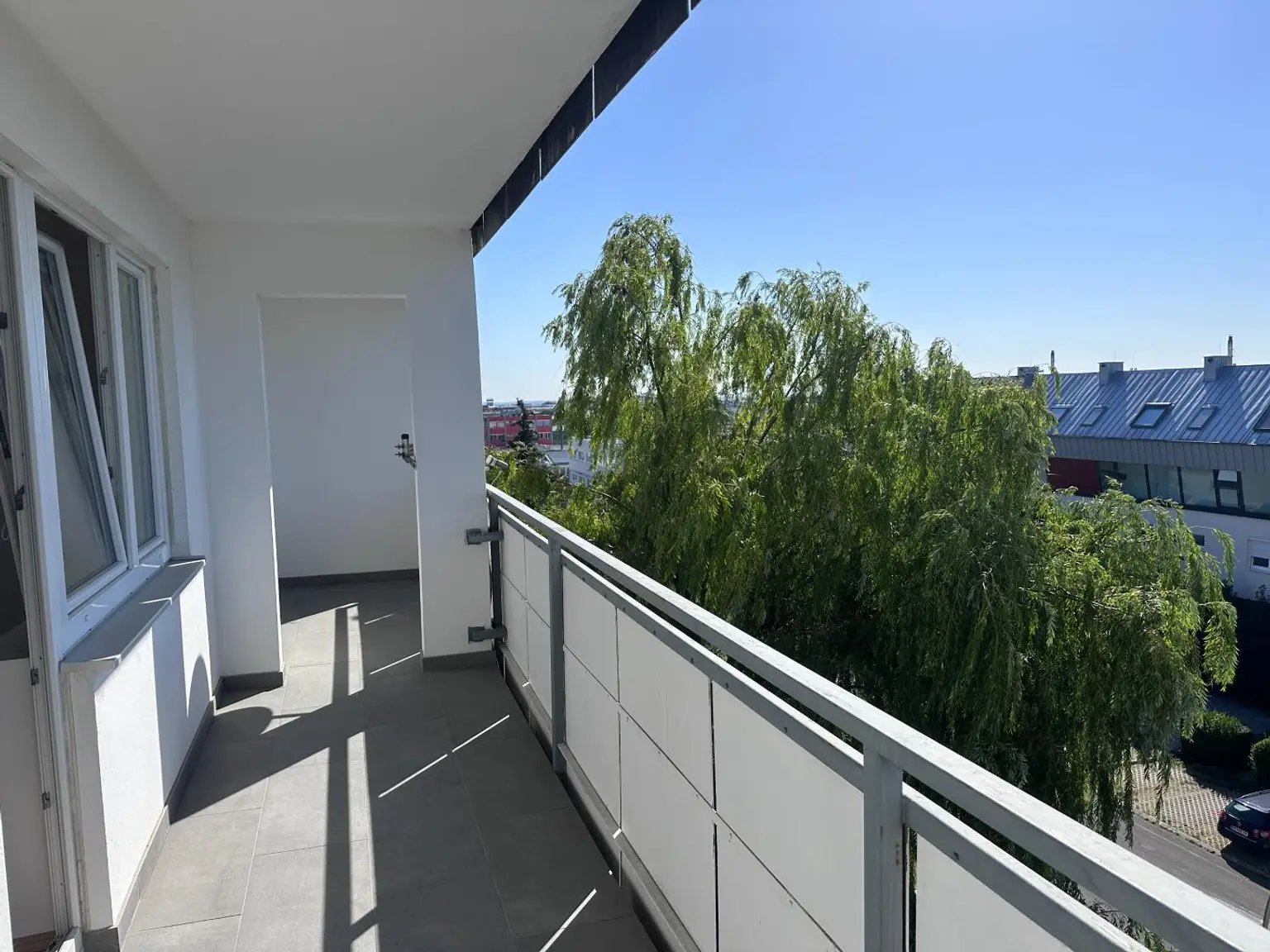12Loggia_1