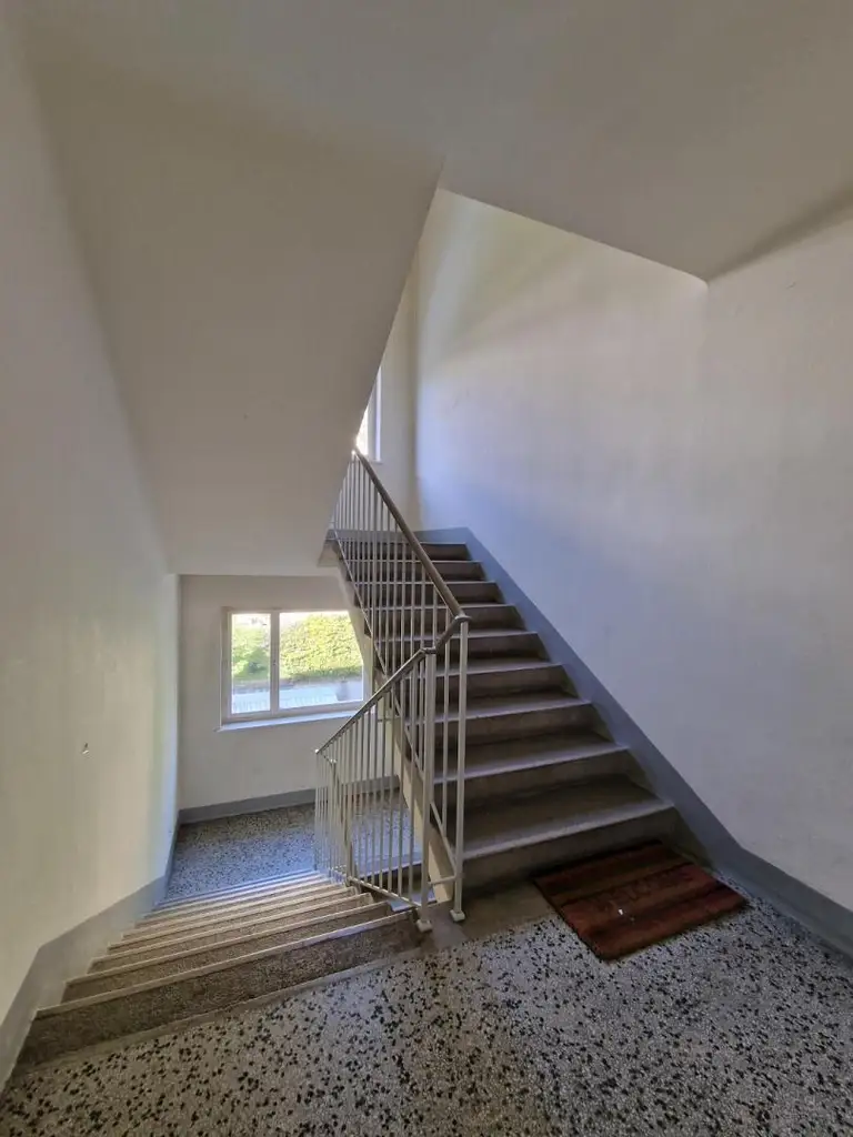 "Helle renovierte 4-Zimmerwohnung mit Balkon nahe dem Türkenschanzpark - WG-tauglich"